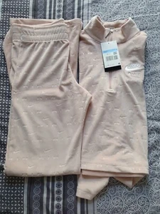 Women Nike Velour Waffle Velvet Tracksuit Size Medium - Picture 1 of 10