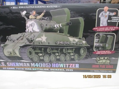 FORCES OF VALOR 1:32 U.S SHERMAN M4(105) HOWITZER HVSS 711 TH TANK BATT OKINAWA - Image 1 of 2