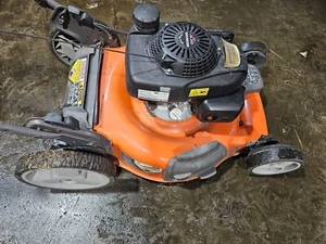Cortacésped de empuje Husqvarna modelo 961450009 no funciona para piezas - Imagen 1 de 76