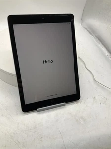 Apple iPad A1822 MP2F2LL/A quinta generación 32 GB gris espacial restablecido de fábrica usado - Imagen 1 de 11