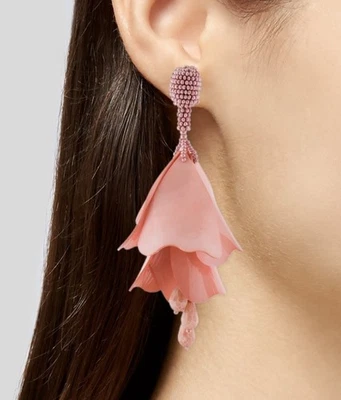 Oscar de la Renta Bead Shell Tassel Clip On Pink SINGLE Earring - Image 1 of 4