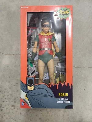 Figura de acción Robin clásica de la serie de televisión Batman 1966 escala 1/4 Foto 1 de 4