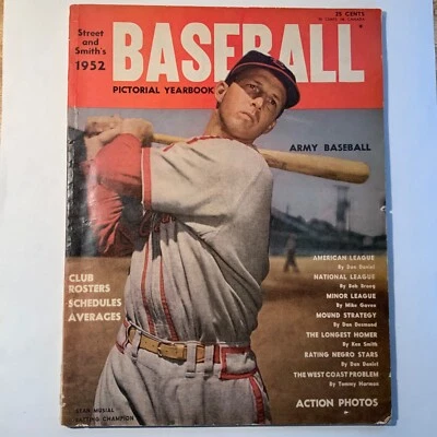 1952 年 Street & Smith’s 棒球年鉴 Stan Musial(红雀队)封面 / 状况极佳 - EX — 第 1/3 张图片