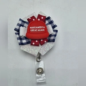 MAGA Abzeichen Rolle Make America Great Again Trump Ausweis Schlüsselband Namensschild Halter Krankenschwester - Bild 1 von 3