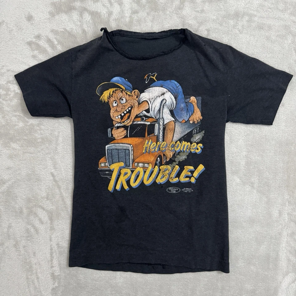 Camiseta vintage 1992 3D emblema camioneros solo '¡Aquí viene el problema!' niños talla 3T Foto 1 de 4