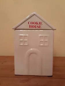 Cookie House White Red Earthenware Cookie Treat Jar Newclassic Enterprise Co. - Picture 1 of 16