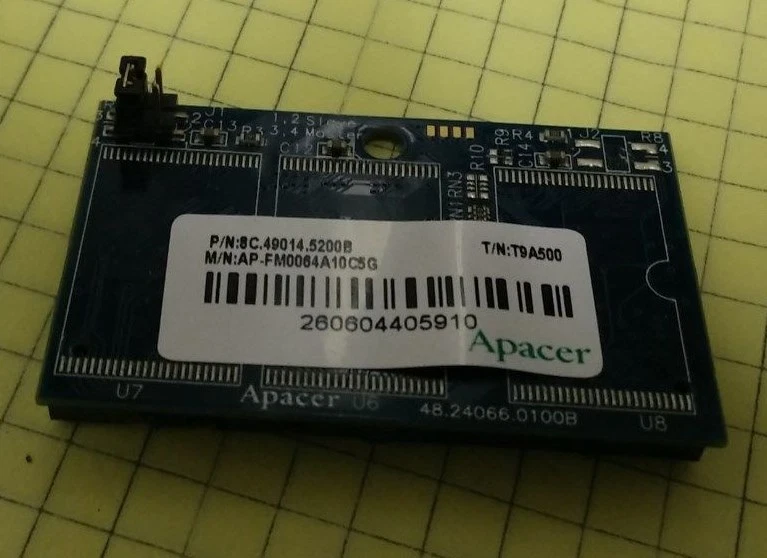 Apacer 8C.49014.5200B 64MB Flash Card  - Image 1 of 1