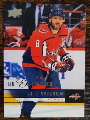Serie extendida Upper Deck 2022 Alex Ovechkin exclusivas/10 capitales de error T-72 Foto 1 de 3