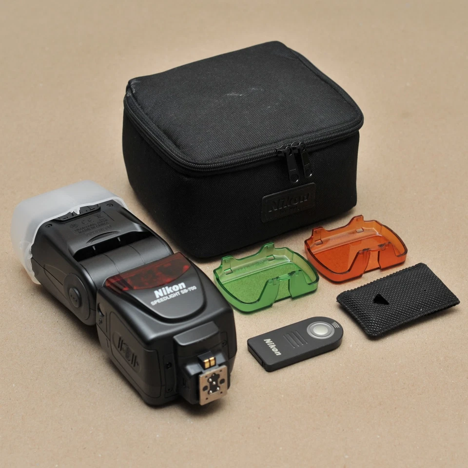 Flash de salto giratório para SLR DSLR peças e reparos Nikon Speedlight SB-700 - Imagem 1 de 4
