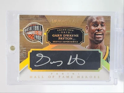 GARY DWAYNE PAYTON 2014-15 IMMACULATE HALL OF FAME HEROES AUTO /75 Q2167 - Image 1 of 2