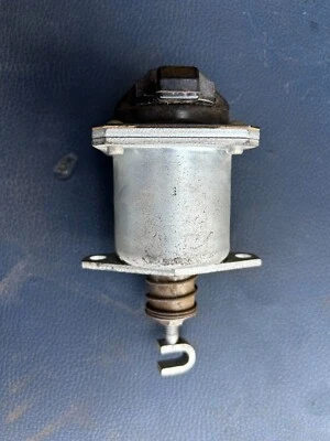 Соленоид впрыска топлива шасси Mercedes Benz 220SE 111 «Двойной плунжерный насос» - Изображение 1 из 4