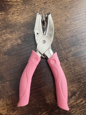 1/16 Inch Small Mini Tiny Shaped Circle Metal Single Handheld Hole Paper PunchG6 - Image 1 of 4