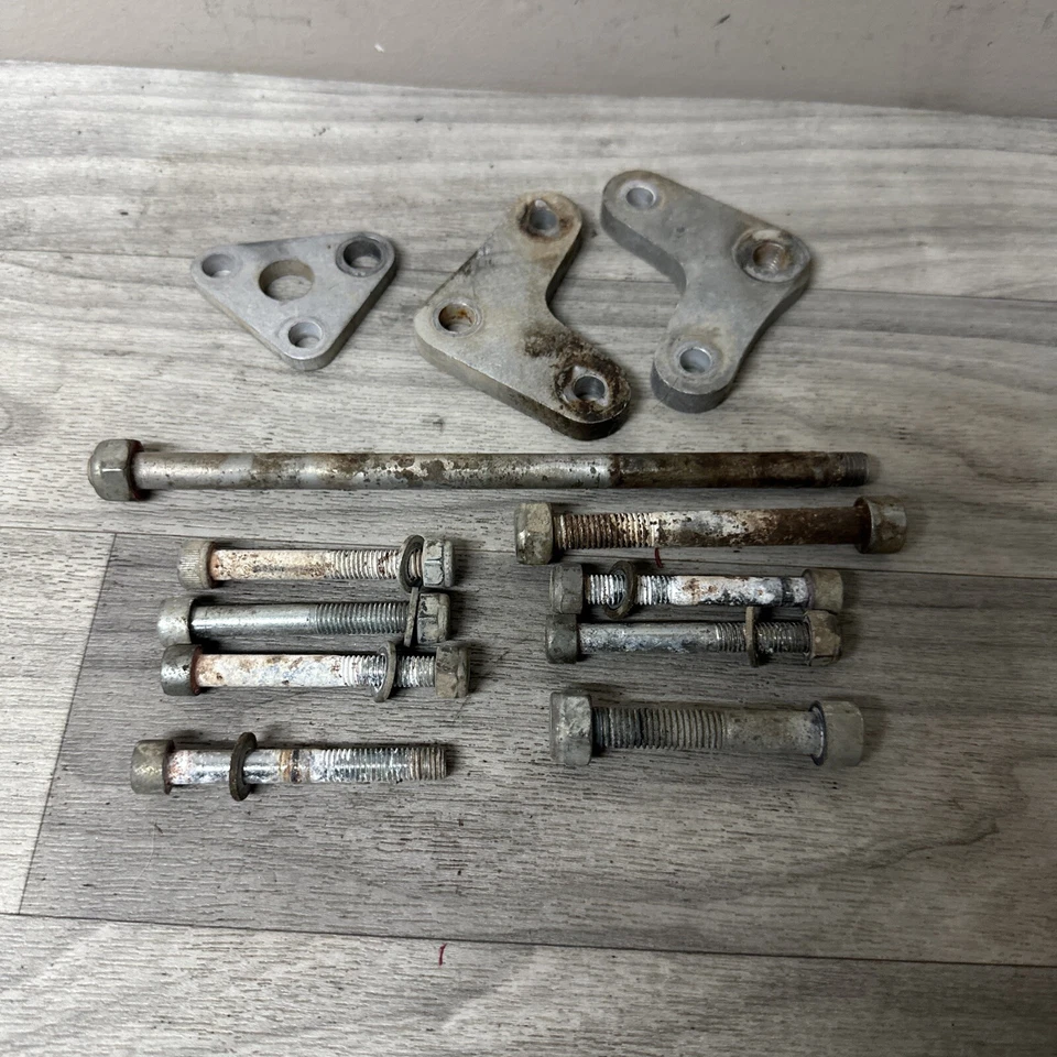 ATK 605 DSES 1995 hardware de montaje del motor 350 490 604 Foto 1 de 4