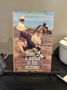 There Is a Method to this Madness Steve Skinner HC w/ DJ 1983 Horse Training - Foto 1 di 12