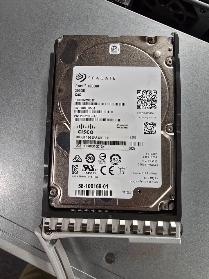 UCS-HD300G10K12N: Cisco 300GB SAS hard drive Seagate ST300MM0048 - Image 1 of 1