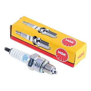 Bougie NGK CR7HSA Standard Moto Scooter Quad 50cc 125cc 150cc GY6 4T 10mm Neuve - Picture 1 of 1