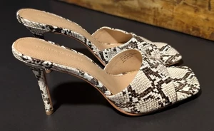 Fashion To Figure Women's Snakeskin Slip-On Stiletto Heels Sandals Size 11W NEW - Picture 1 of 15