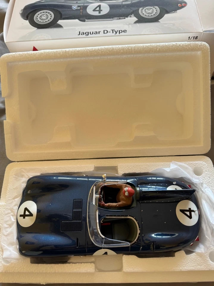 Jaguar D-Type 1956 1:18 CMR nº 4 ganador de Le Mans Foto 1 de 1