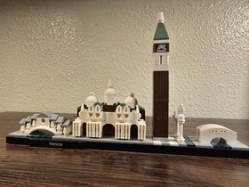 LEGO ARCHITECTURE: Venice (21026) 100% COMPLETE (NO BOX/MANUAL)