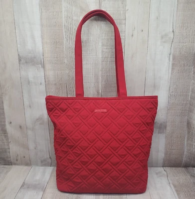 Hermosa cartera de mano Vera Bradley roja acolchada vibrante lisa con doble correa Foto 1 de 4