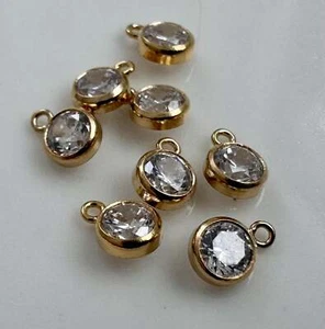 5 piezas - Bisel de circonita cúbica transparente de 4 mm relleno de oro amarillo 14K (B4751) - Imagen 1 de 6