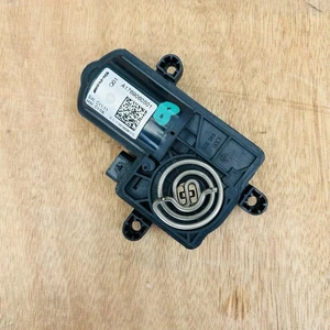 Genuine Mercedes OEM A45 W176 exhaust valve flap module actuator A1769060501 - Picture 1 of 3