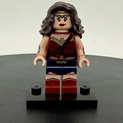 LEGO Superhéroes Amanecer de la Justicia Mujer Maravilla Minifigura sho0221 Envío Rápido Foto 1 de 2