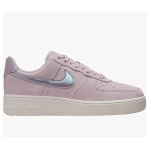 NEW NIKE Air Force 1 Platinum Violet Women's Size 9 - Picture 1 of 6