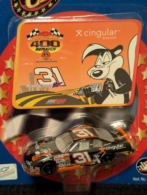 2002 NASCAR 获奖者圈 15848 Robby Gordon #31 Loony Tunes 1:64 (E) — 第 1/4 张图片