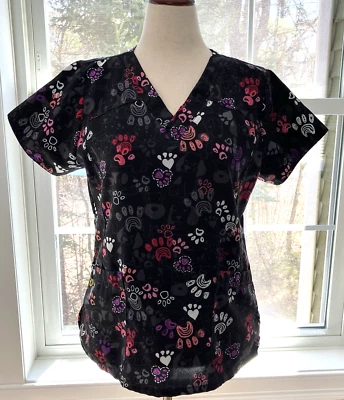 Wonderwink Womens Size Medium Black Paw Print Colorful Scrub Top Pockets Logo - Image 1 of 4