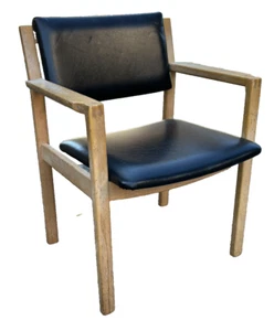MID CENTURY DANISH  MODERN OAK ARM CHAIR JOHANNES NORGAARD NICE - Picture 1 of 11