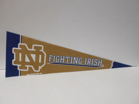 4 Notre Dame Felt Pennants.  5" x 7"   N114 Cover