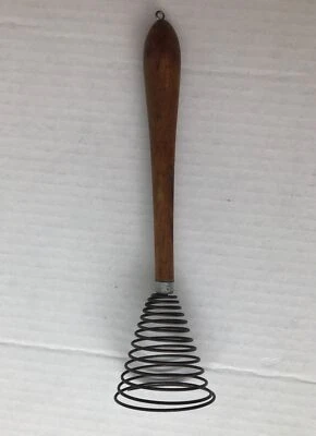 Bobina de mola batedor cabo de madeira extremidade aberta 9" vintage meados do século - Excelente estado usado - Imagem 1 de 3