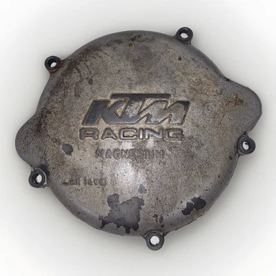 Capa de embreagem externa KTM 85/105 SX fabricante de equipamento original 47030101100 magnésio - Imagem 1 de 4