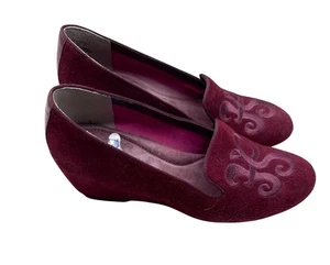 Hush Puppies Size 7.5  Burgundy Suede Slip-On Shoes Embroidered Detail  - Picture 1 of 11