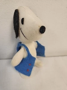 VINTAGE 1968 5” Mini Snoopy Plush Blue Felt Vest United Feature Syndicate - Picture 1 of 8
