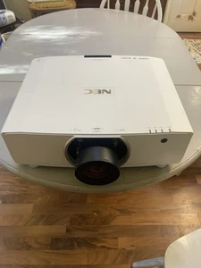 NEC PA653U PROFESSIONAL HDMI 4K NP41ZL LENS-3336 Lampa Godziny / 6012 Filtr Godziny - Zdjęcie 1 z 22
