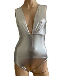 BOOHOO SEXY GLAM CHIC PARTY FESTIVAL SILVER BODYSUIT UK 6 EU 34 US 2 XS BNWT - Picture 1 of 11