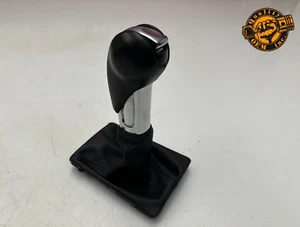2019-2024 PORSCHE MACAN AUTOMATIC TRANSMISSION GEAR SHIFTER KNOB &BOOT BLACK OEM - Picture 1 of 8