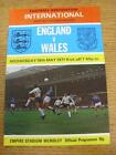 19/05/1971 England v Wales [At Wembley] (Folded, Team Changes). Item in very goo