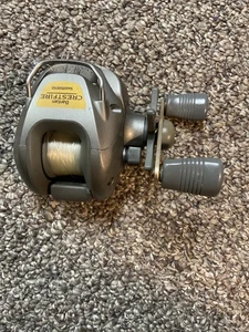 Shimano Bantam Crestfire CR-2008 Baitcast Angelrolle, Rechtshänder. - Bild 1 von 5