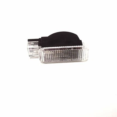 NUEVO AUDI A1 8X GUANTERA LUZ 4B0947415A ORIGINAL 4B0-947-415-A Foto 1 de 4