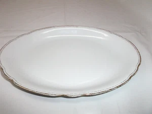 J.Kronester Bavaria Ovale Servier-Teller mit Goldrand - Bild 1 von 2
