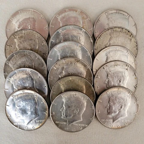 MIXED LOT OF (16) 40% SILVER KENNEDY HALF DOLLARS.  1965-1969-D.  LOT#KH3 Cover