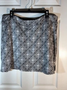 Tranquility Women’s Skort Skirt Size 2X Black/White Floral Stretch Golf Tennis - Picture 1 of 5