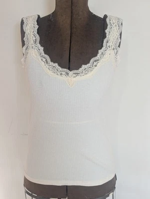 Camiseta sin mangas J Crew para mujer con ribete de encaje coqueta talla L marfil acanalada delicada femenina Foto 1 de 4