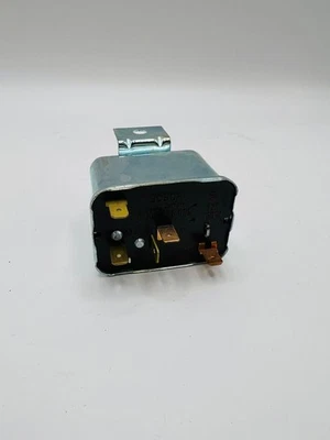 Bosch Relais 12V 03321515009 - Image 1 of 2