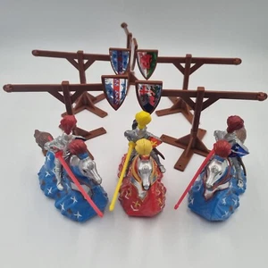 BRITAINS 1988 Jousting Knights with Horses Pull Back toys - Picture 1 of 13