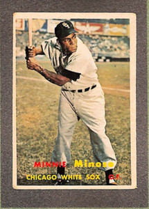 1957 Topps #138 Minnie Minoso - Chicago White Sox 