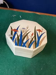 Vintage Japanese Painted Trinket Box Hard Plastic - Foto 1 di 7